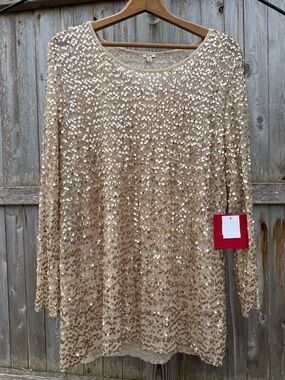 NWT Reba Sequin Long Sleeve Scoop Neck Top with Camisole- Gold
